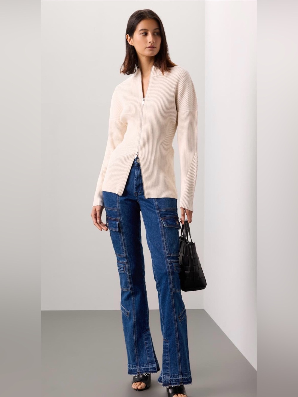 BLANKNYC The Hoyt Going Places High Rise Slim Flare Jeans Size 6 / Size 28